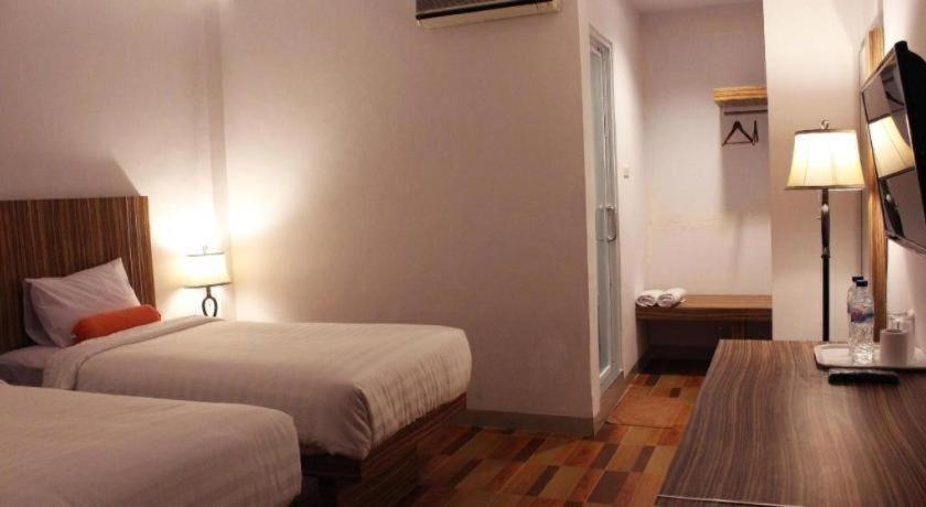 Satria Wisata Hotel Parepare Exteriér fotografie