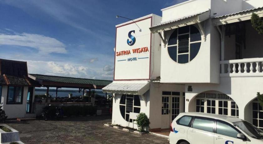 Satria Wisata Hotel Parepare Exteriér fotografie