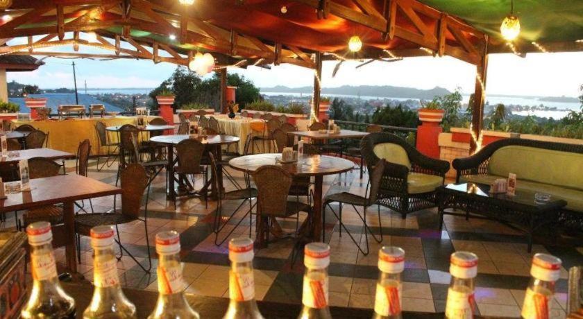 Satria Wisata Hotel Parepare Exteriér fotografie