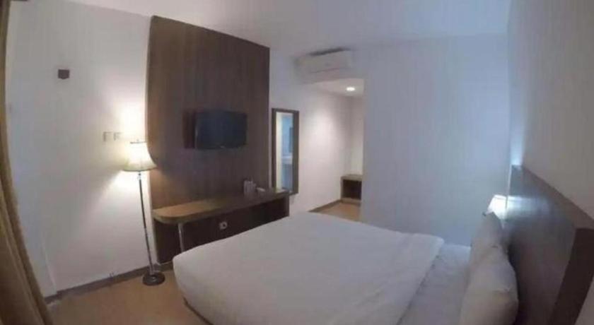 Satria Wisata Hotel Parepare Exteriér fotografie