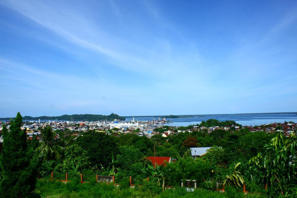 Satria Wisata Hotel Parepare Exteriér fotografie